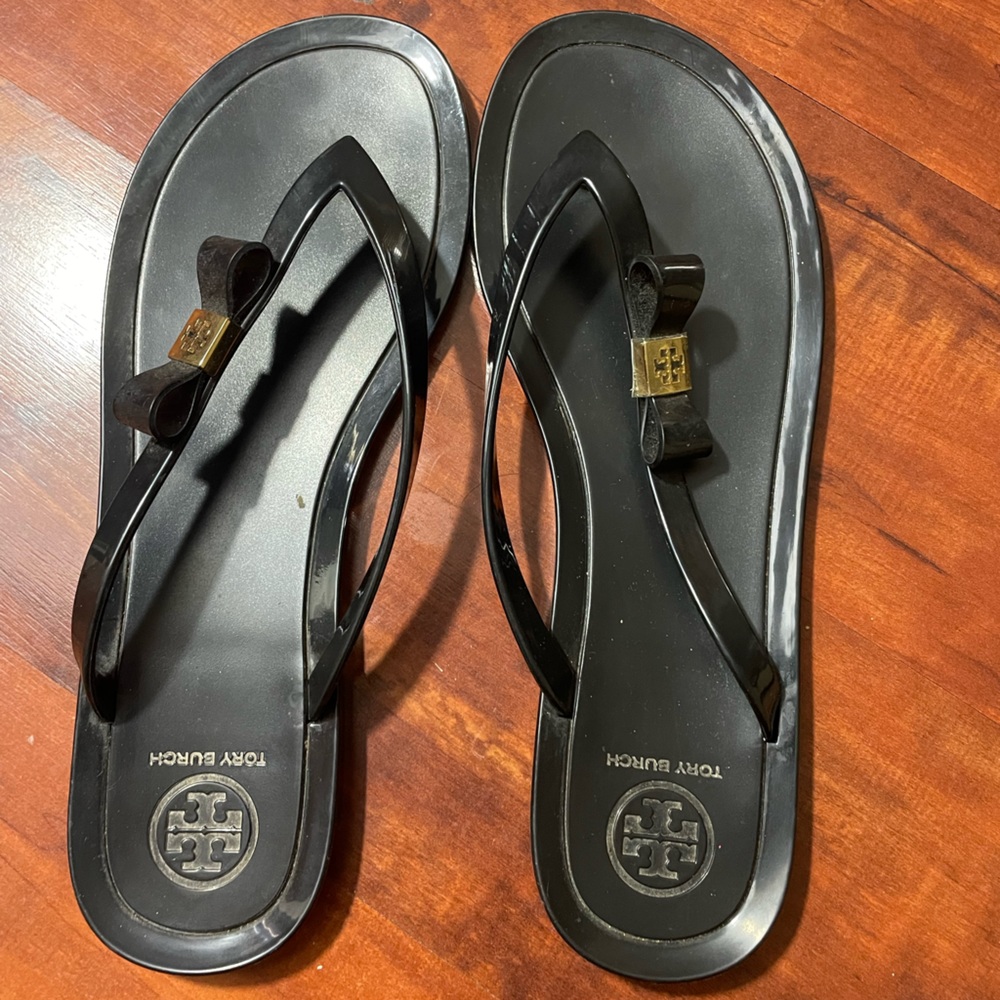 Tory Burch black thong sandals
